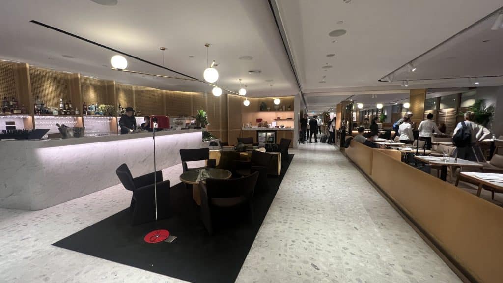 Qantas First Class Lounge Singapur Loungebereich