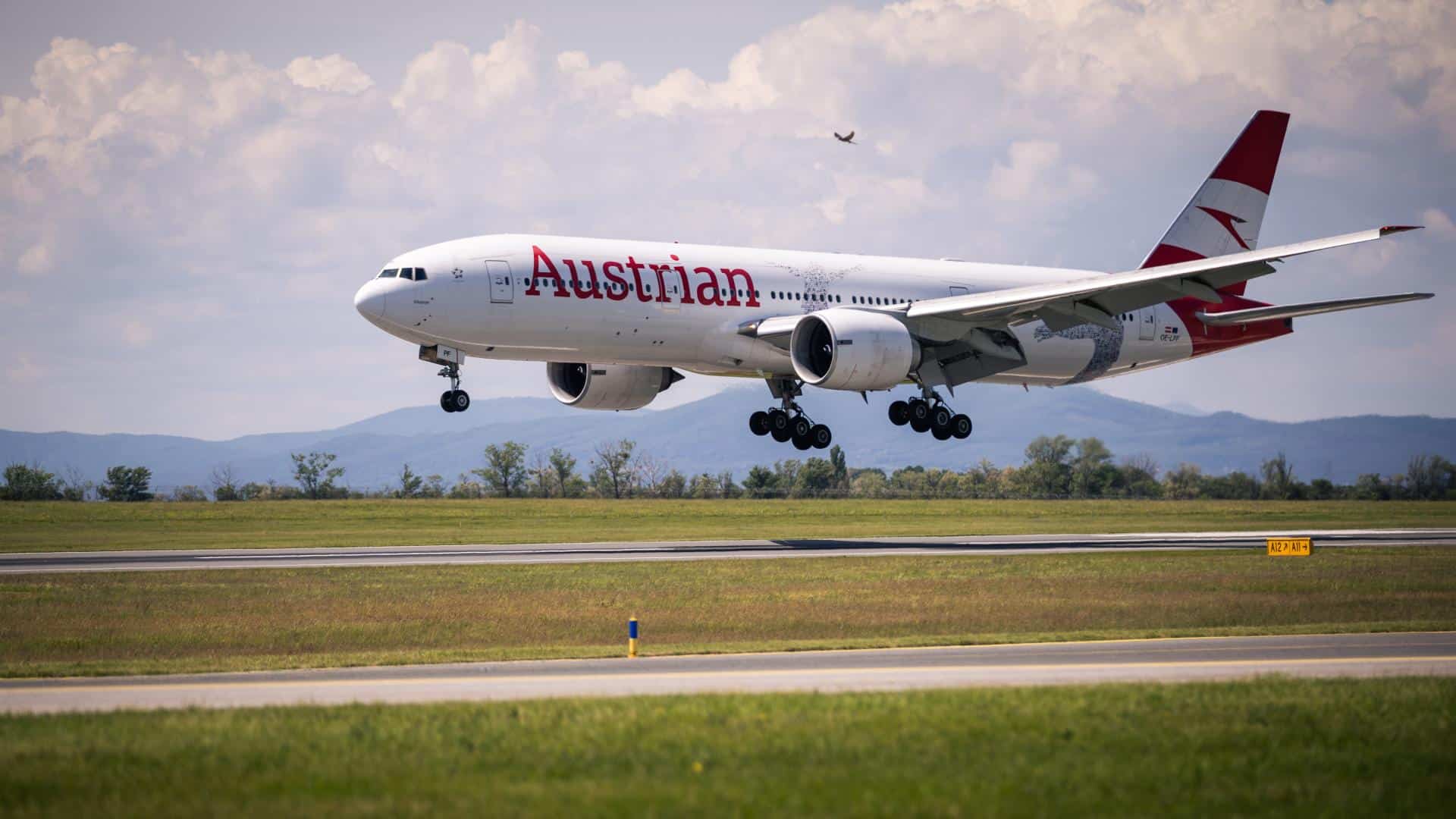 Austrian Airlines Boeing 777 200