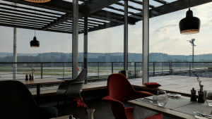 Swiss First Class Lounge Zürich E Restaurant Aussicht