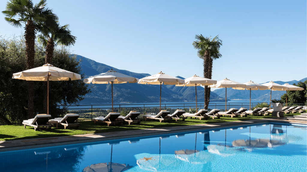 Villa Orselina Pool Sommer