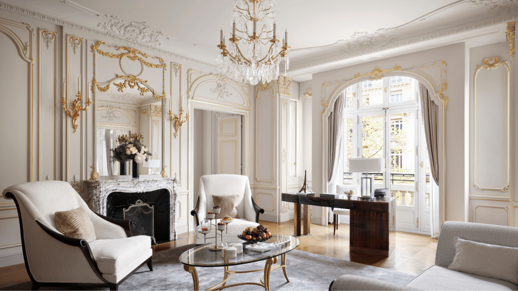 Peninsula Paris Historical Suite Wohnzimmer