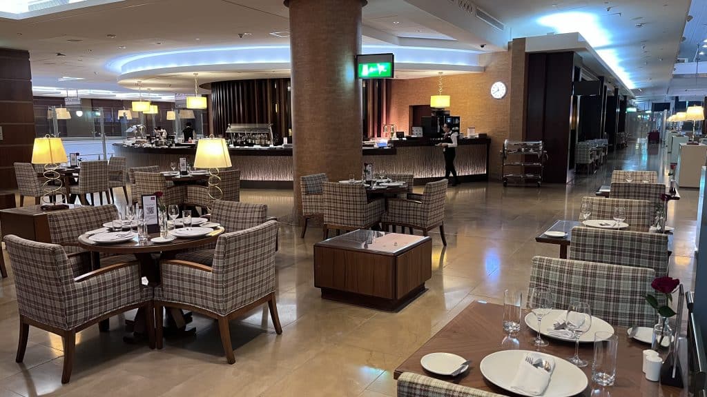 Review-Emirates-First-Class-Lounge-Dubai-Concourses-A