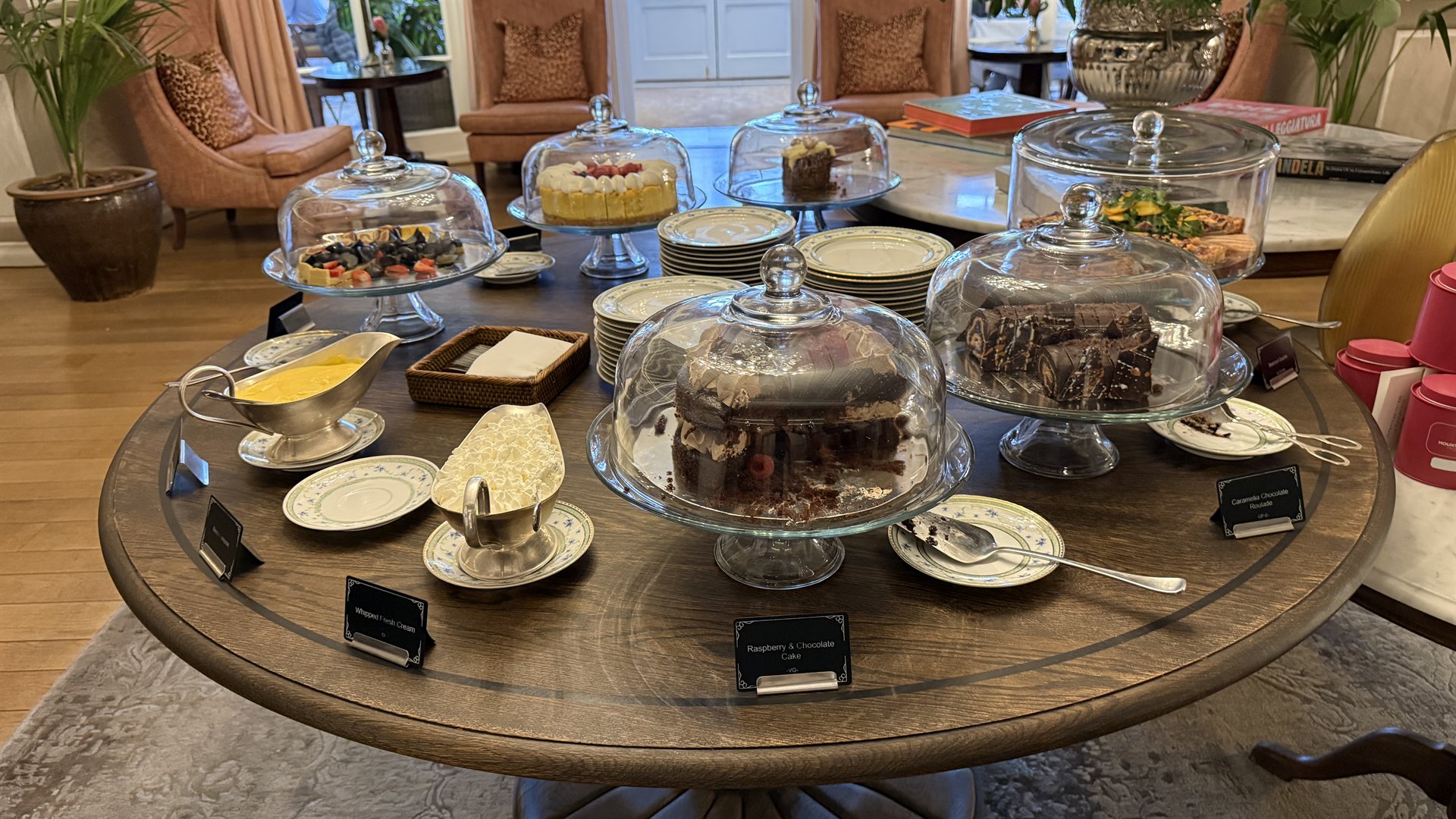 Belmond Mount Nelson Hotel Kapstadt Kuchenbuffet