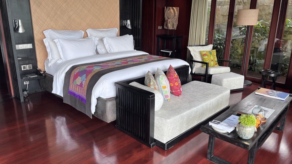 Bulgari Resort Ocean View Villa Bett Sofa