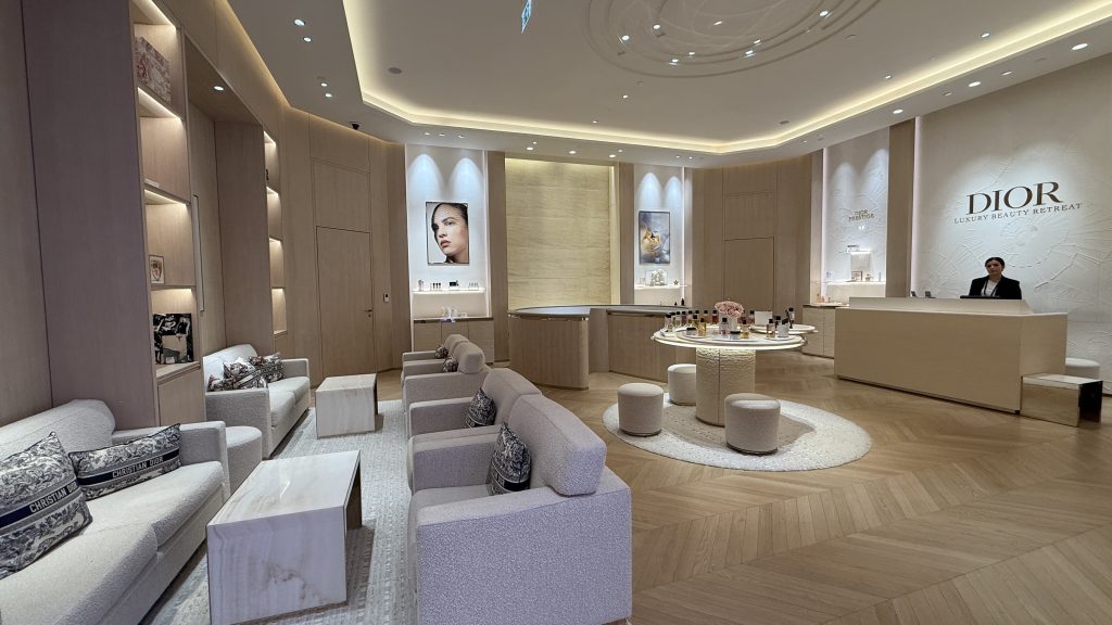 Qatar Airways Garden Lounge Doha Dior Spa