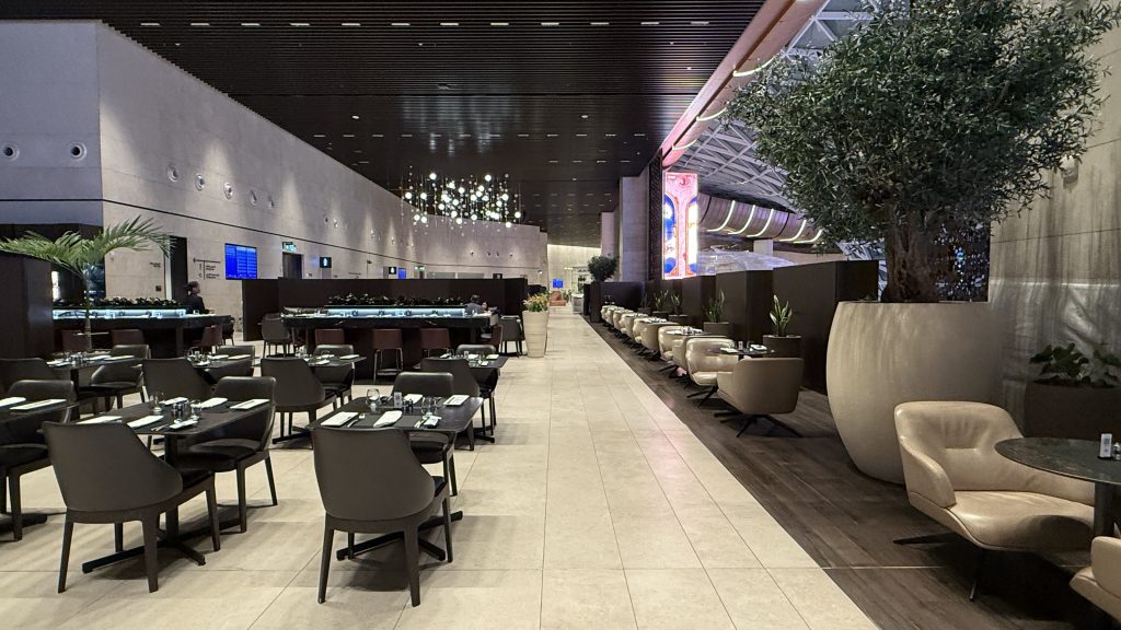 Qatar Airways Garden Lounge Doha Restaurant