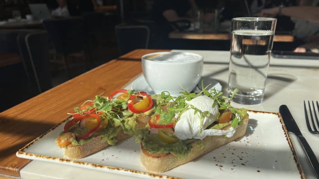 Kimpton La Peer Hotel West Hollywood Fruehstueck