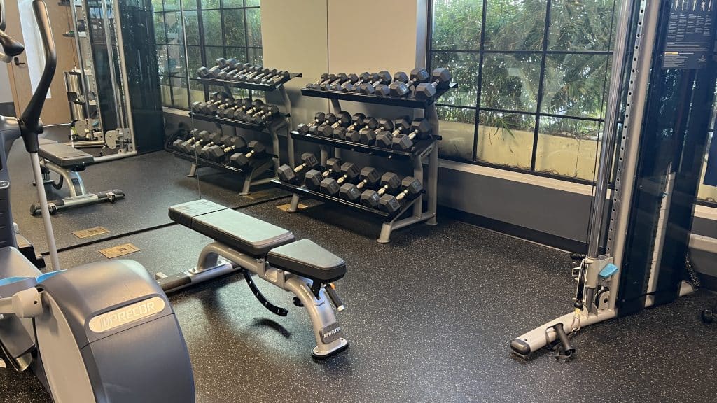 Kimpton La Peer Hotel West Hollywood Hantelbank Hanteln