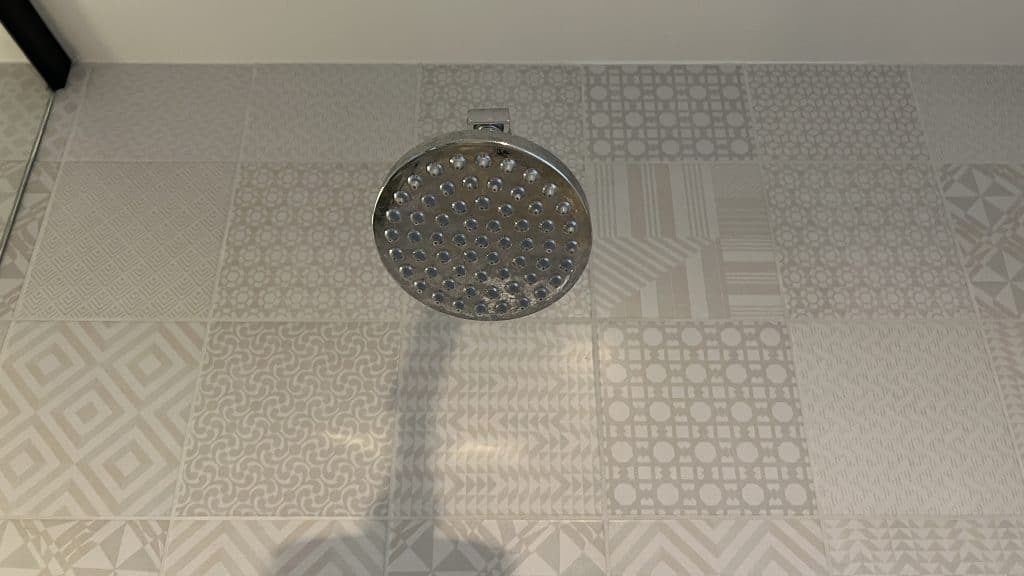 Kimpton La Peer Hotel West Hollywood Regendusche