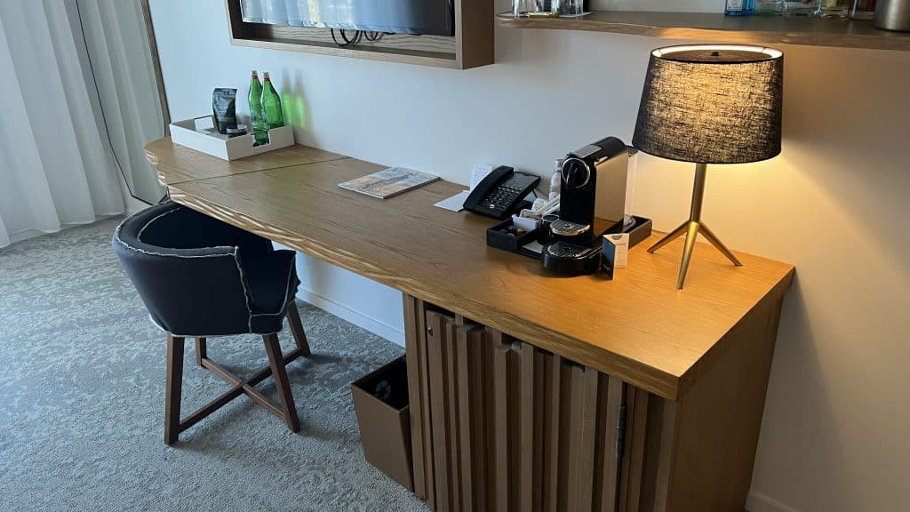 Kimpton La Peer Hotel West Hollywood Schreibtisch