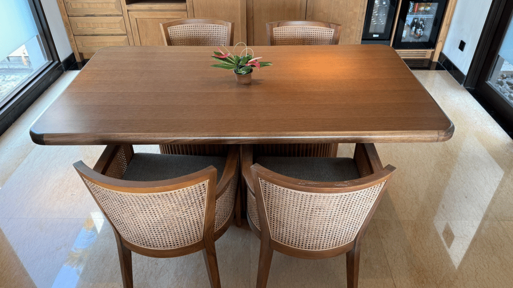 Umana Bali Klassischer Esstisch