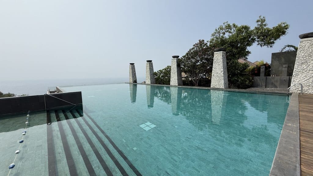 Umana Bali Oeffentlicher Pool