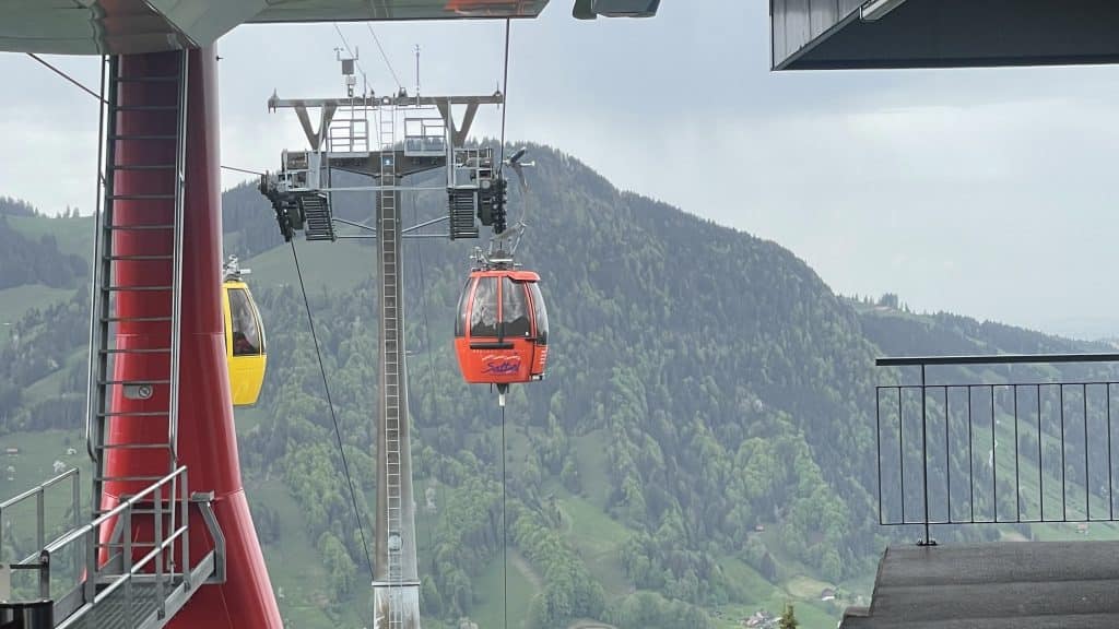 Gondel Hochstuckli Livia