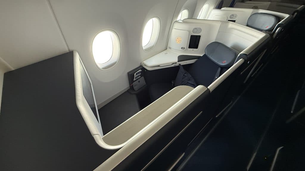 Air France Business Class Airbus A350 Suiten Elegante Farbwahl