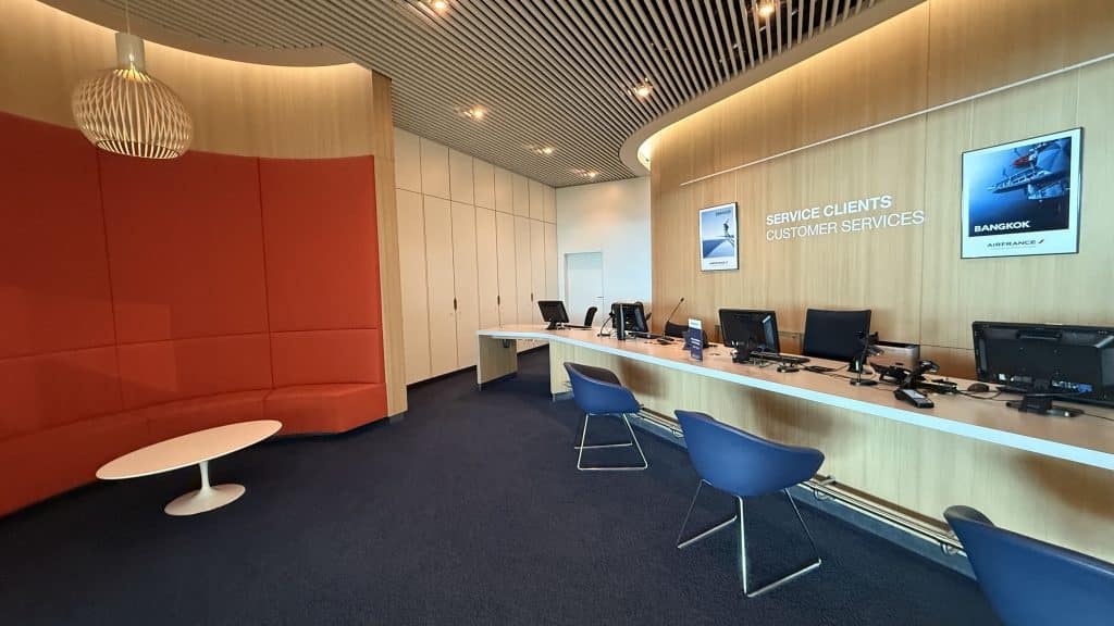 Air France Lounge Paris Cdg Terminal 2e Hall M Customer Service Bereich