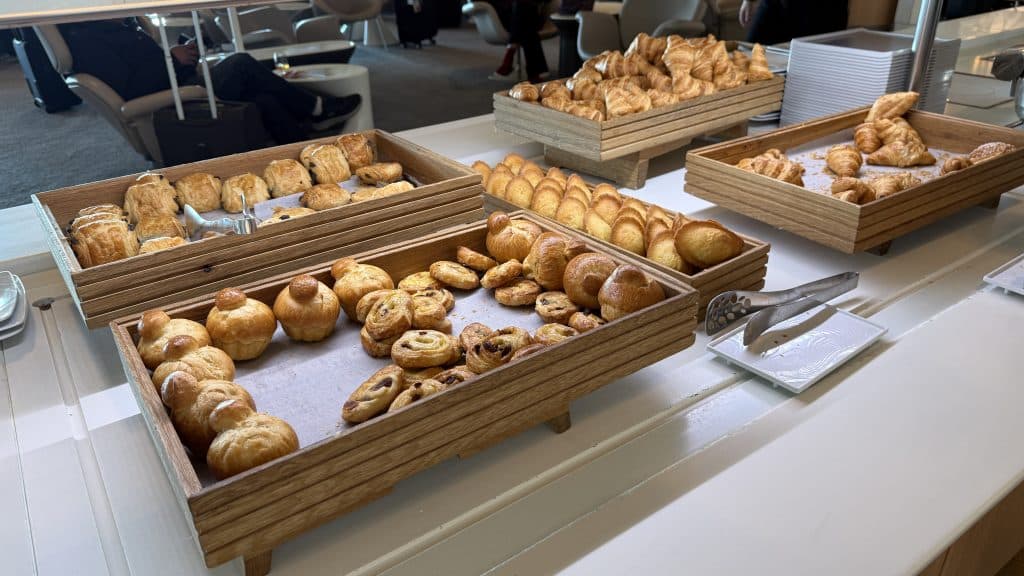 Air France Lounge Paris Cdg Terminal 2e Hall M Franzoesische Backwaren
