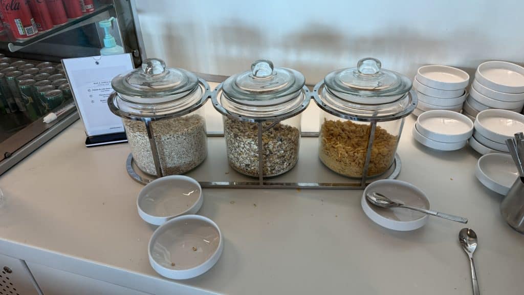 Air France Lounge Paris Cdg Terminal 2e Hall M Kleines Buffet