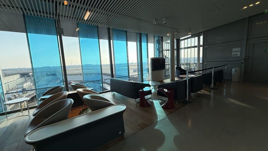 Air France Lounge Paris Cdg Terminal 2e Hall M Sitzgelegenheiten Am Fenster