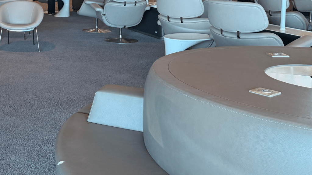 Air France Lounge Paris Cdg Terminal 2e Hall M Steckdosen