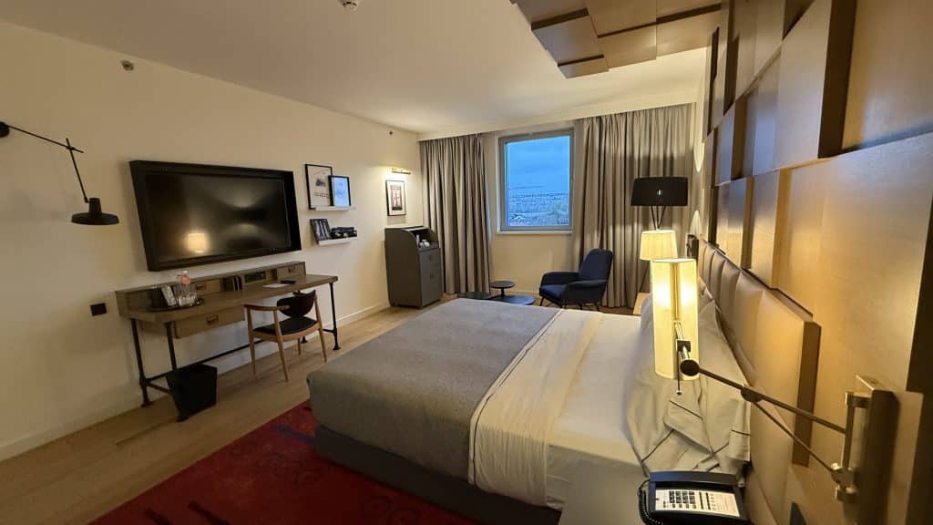 Canopy By Hilton Zagreb Stilvolles Zimmer