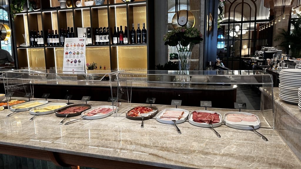 Hotel Imperial Riding School Kaese Und Wurst