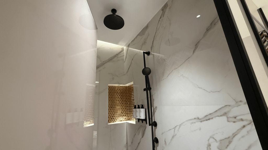 Paragraph Freedom Square Tiflis Dusche