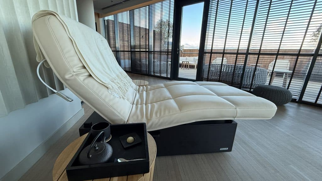 Paragraph Freedom Square Tiflis Ruheraum