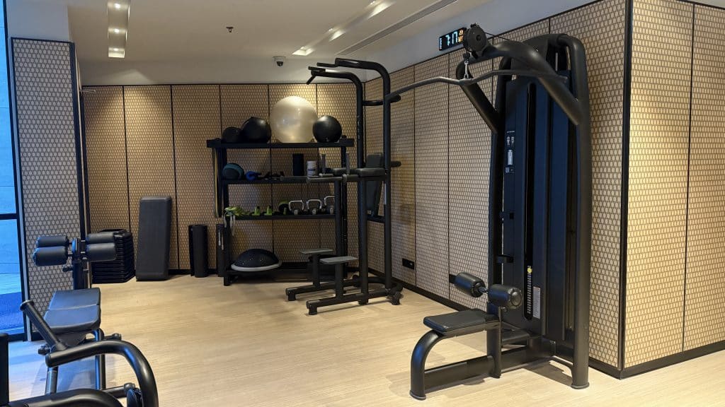 Paragraph Freedom Square Tiflis Weitere Geraete