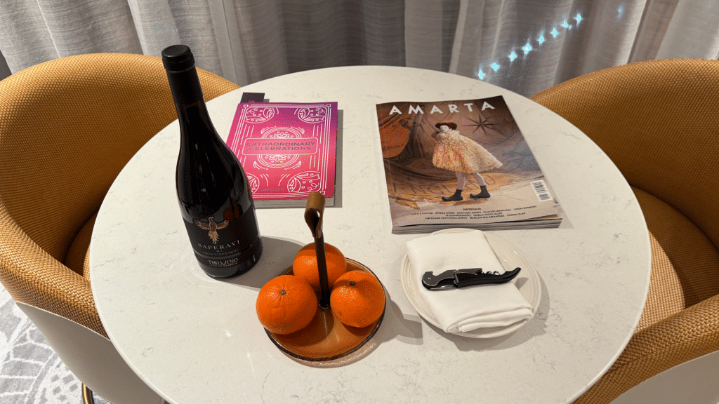 Paragraph Freedom Square Tiflis Willkommensgeschenk