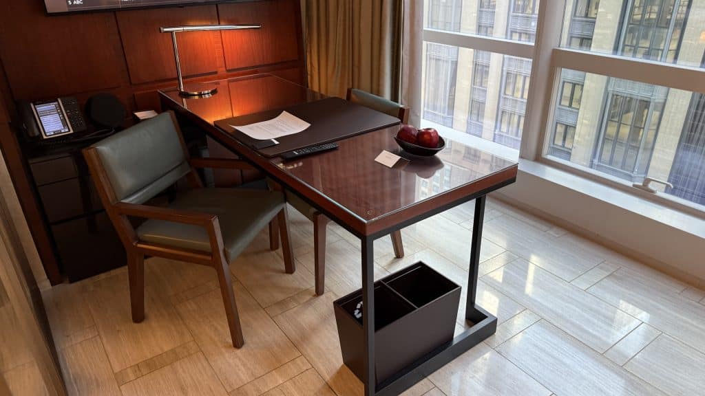 Park Hyatt New York Schreibtisch