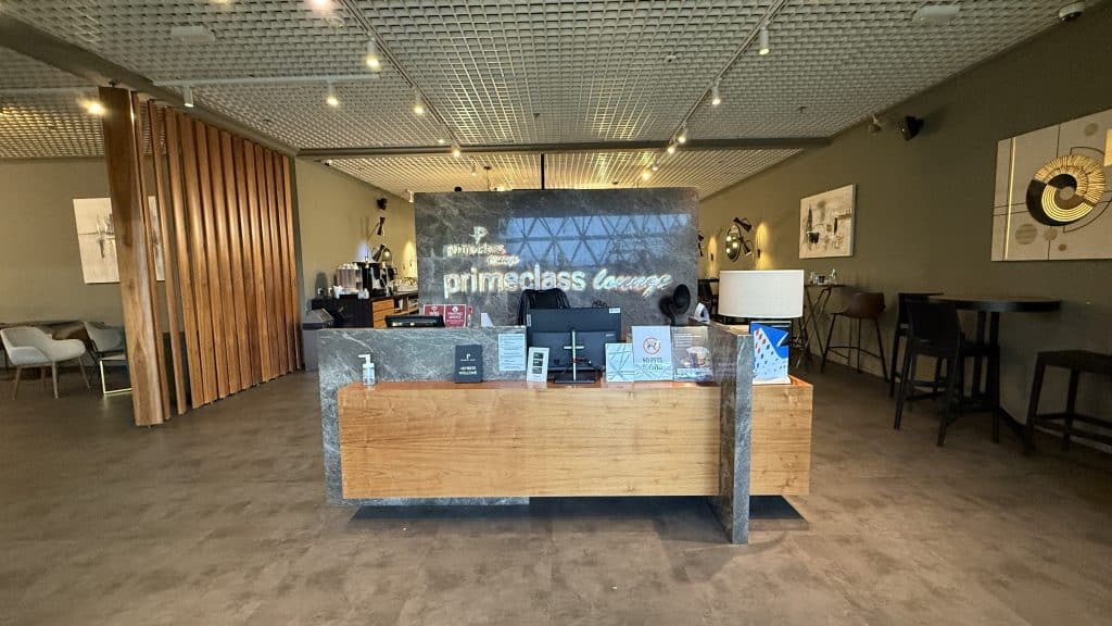 Primeclass Lounge Zagreb Eingangsbereich
