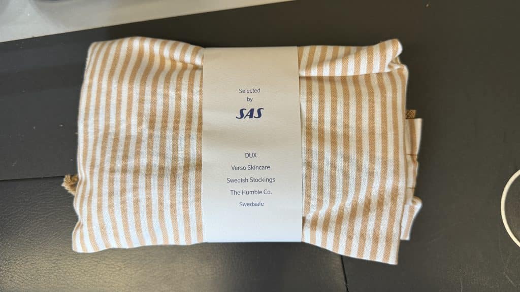 Sas Business Class Airbus A330 Amenity Kit