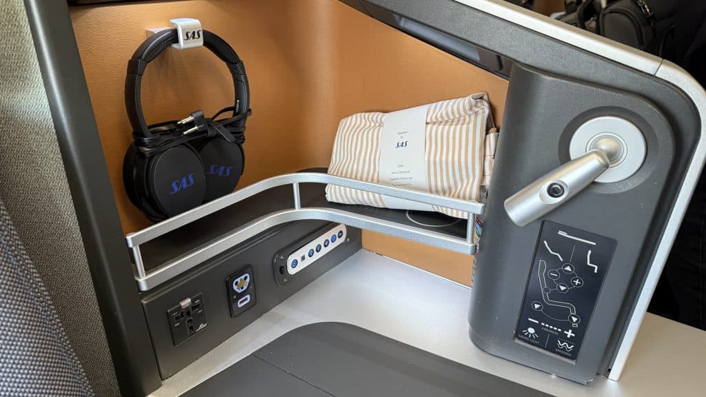 Sas Business Class Airbus A330 Offener Stauraum