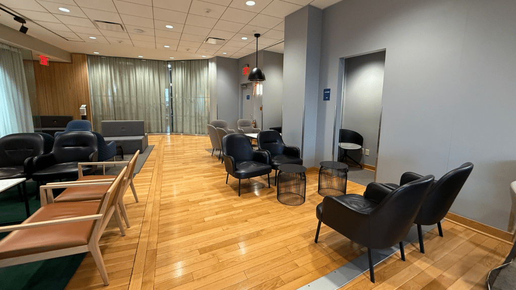 Sas Lounge Newark Weitere Sessel