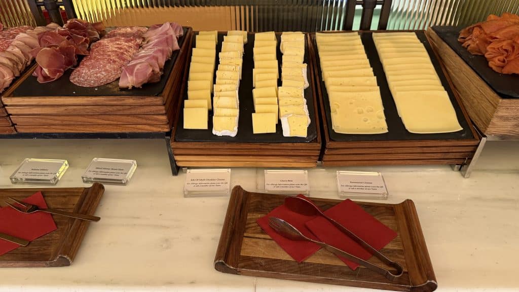 The Balmoral Edinburgh Wurst Und Kaese