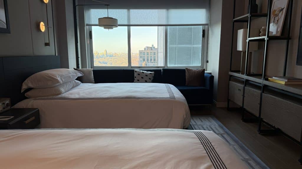 Thompson New York Central Park Fenster