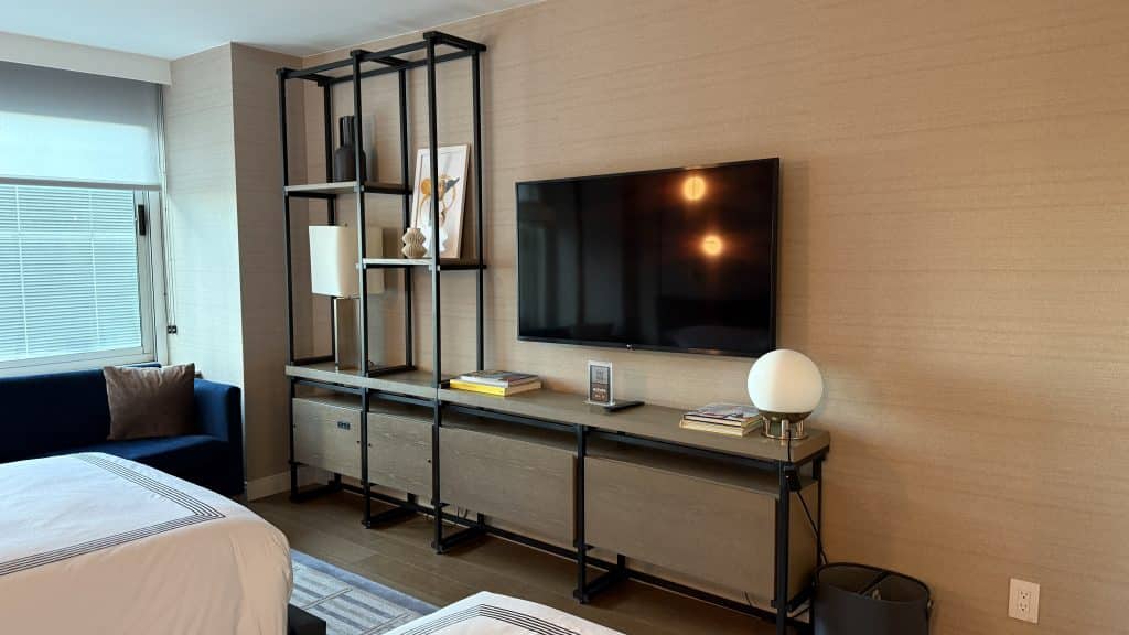 Thompson New York Central Park Flachbildfernseher