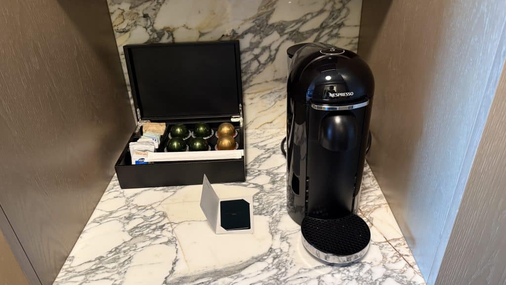 Thompson New York Central Park Nespresso Kaffeemaschine
