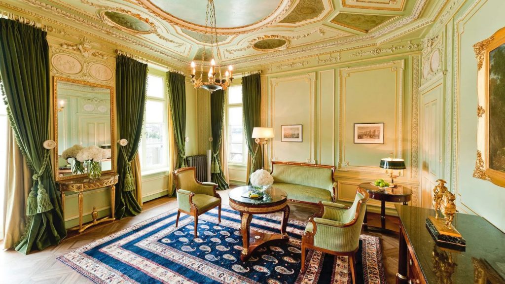 Hotel Les Trois Rois Napoleon Suite