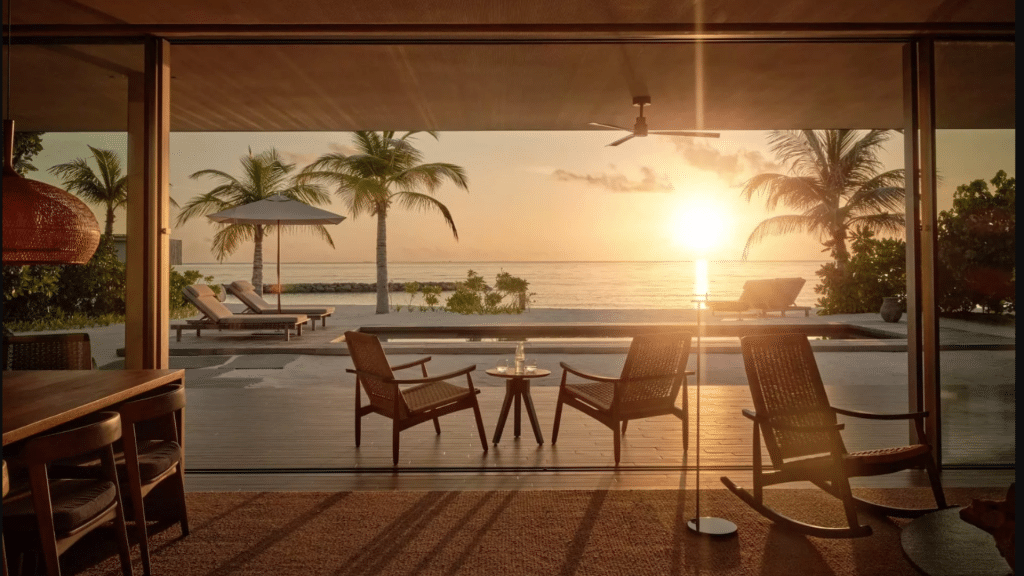 Patina Fari Island Malediven Sunset Beach Villa