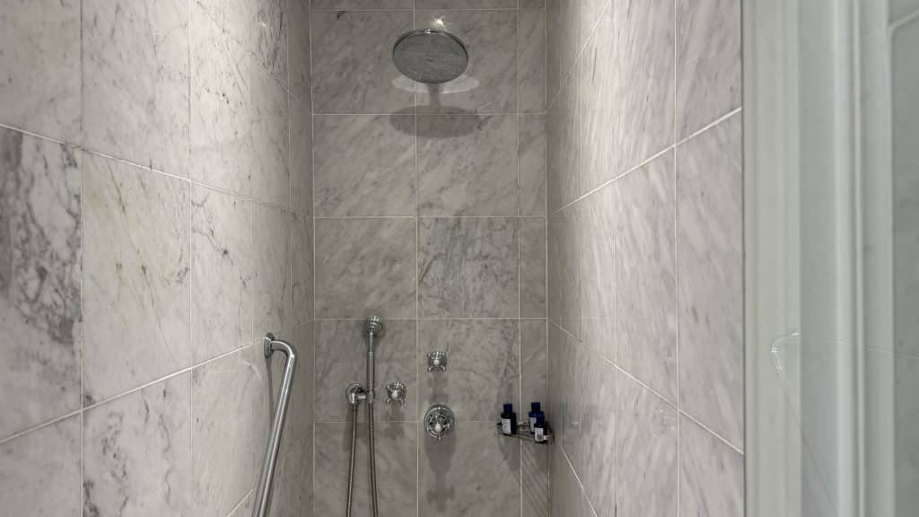 Hotel Hermitage Monte Carlo Dusche