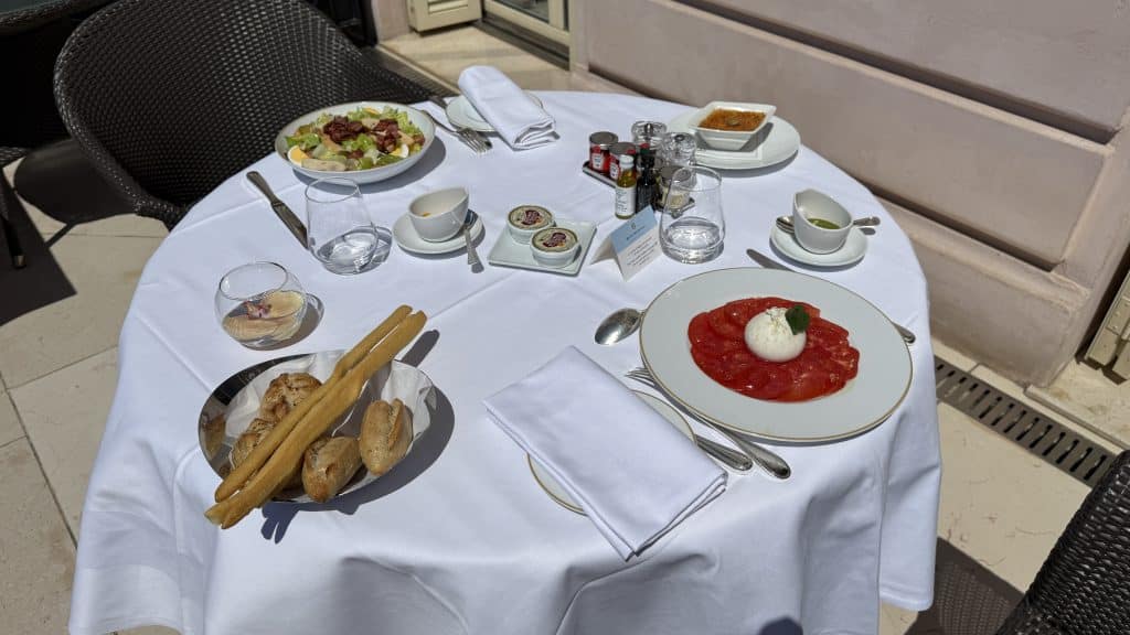 Hotel Hermitage Monte Carlo Eingedeckter Tisch