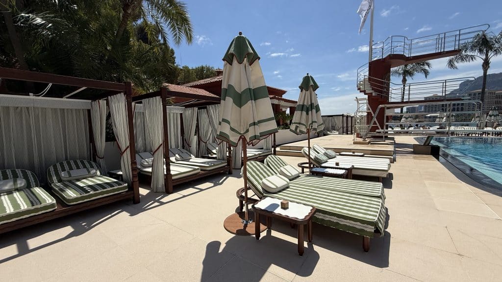 Hotel Hermitage Monte Carlo Sprungturm Und Weitere Liegen