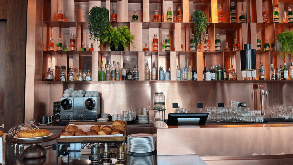 Thompson Madrid Lobbybar