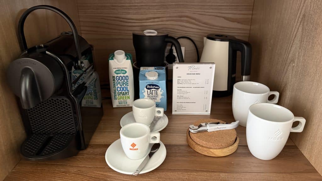 7pines Resort Sardinia Kaffeemaschine Nespresso