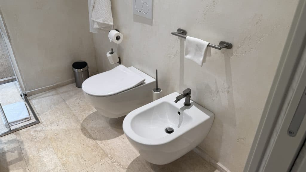 7pines Resort Sardinia Toilette Und Bidet