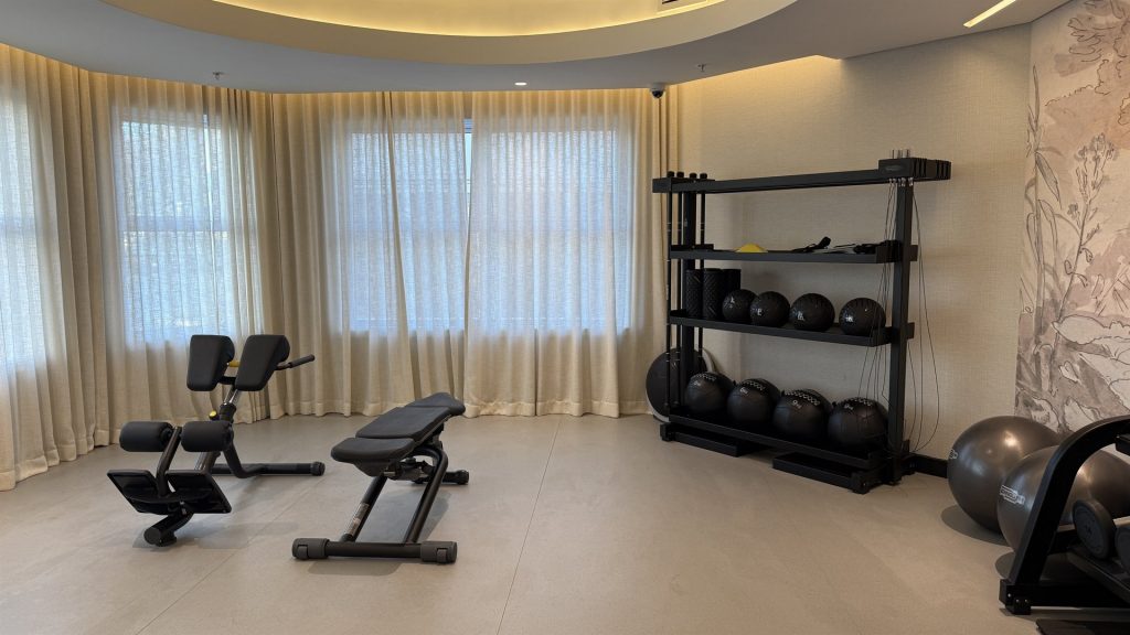 InterContinental Table Bay Hotel Kapstadt Fitnessraum Hantelbank