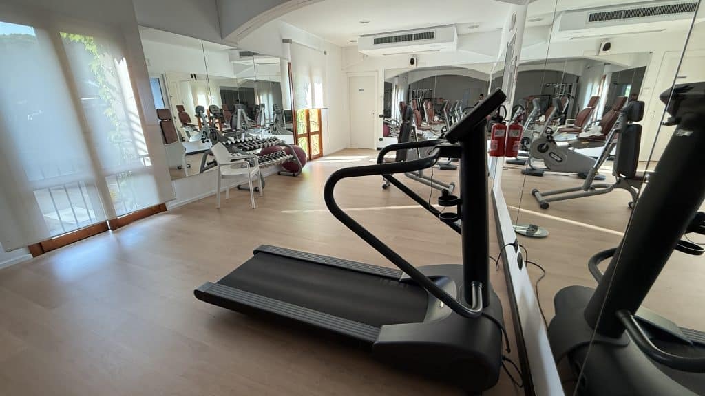 Hotel Corte Rosada Alghero Fitnessraum