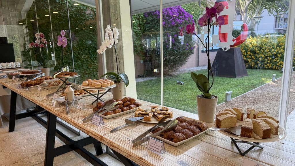 Hotel Corte Rosada Alghero Suesses Gebaeck