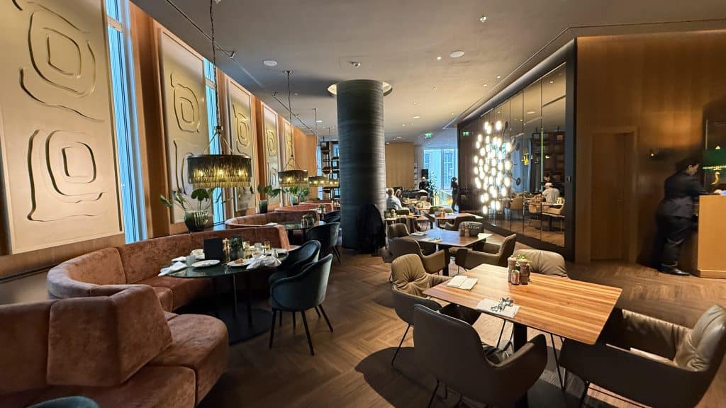 Jw Marriott Frankfurt Fruehstuecksbereich